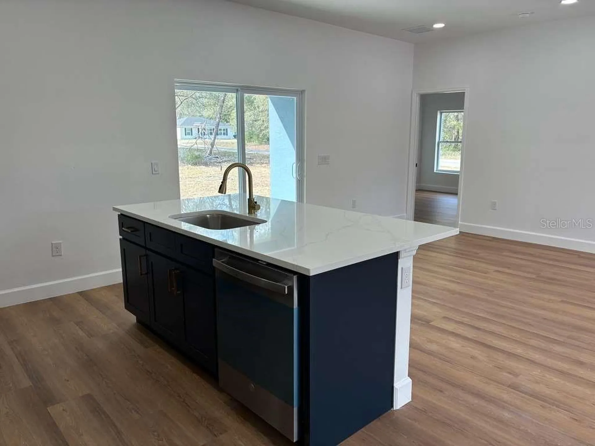 30 Fisher Trace Run Ocklawaha FL 32179