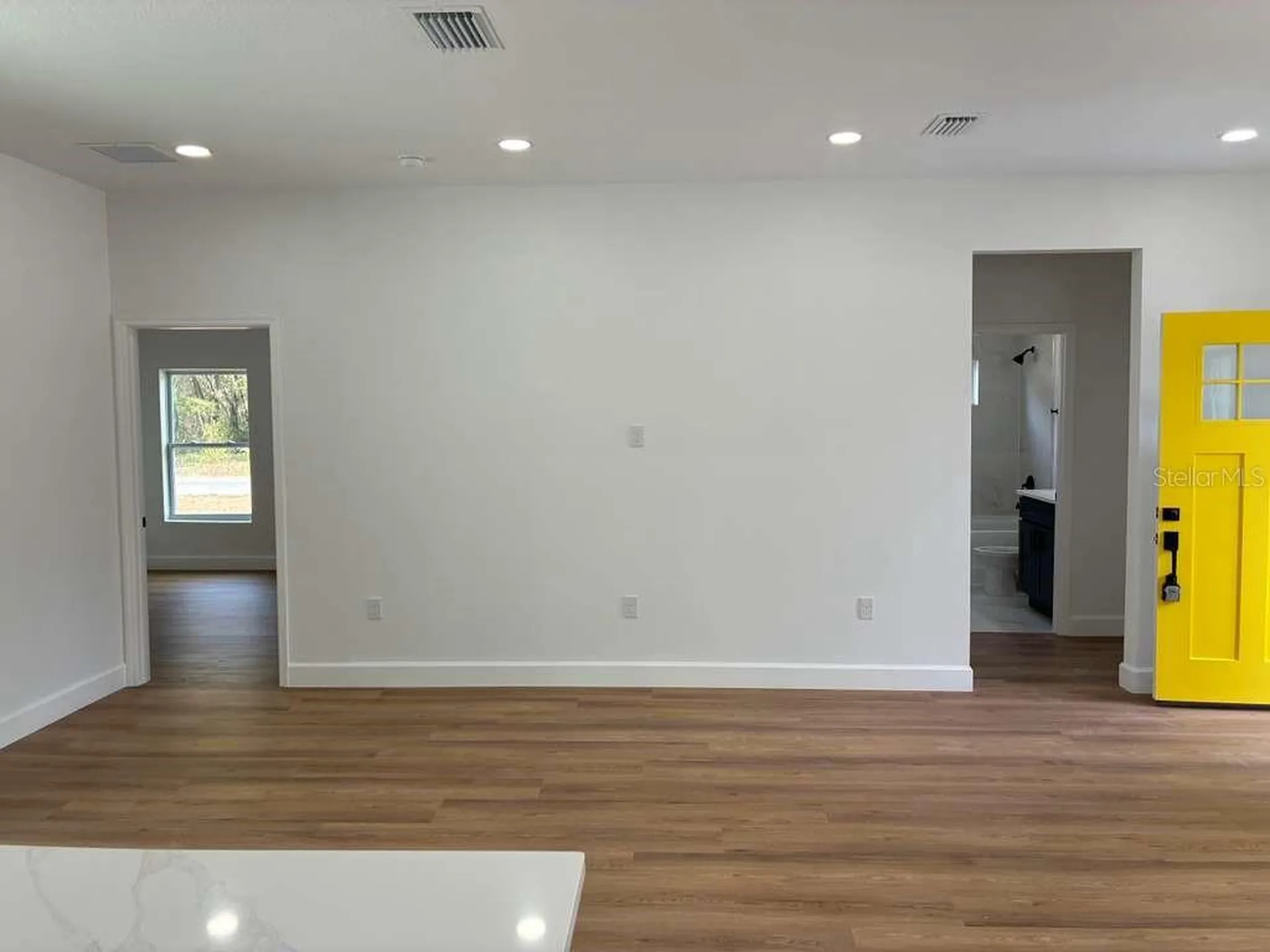 30 Fisher Trace Run Ocklawaha FL 32179