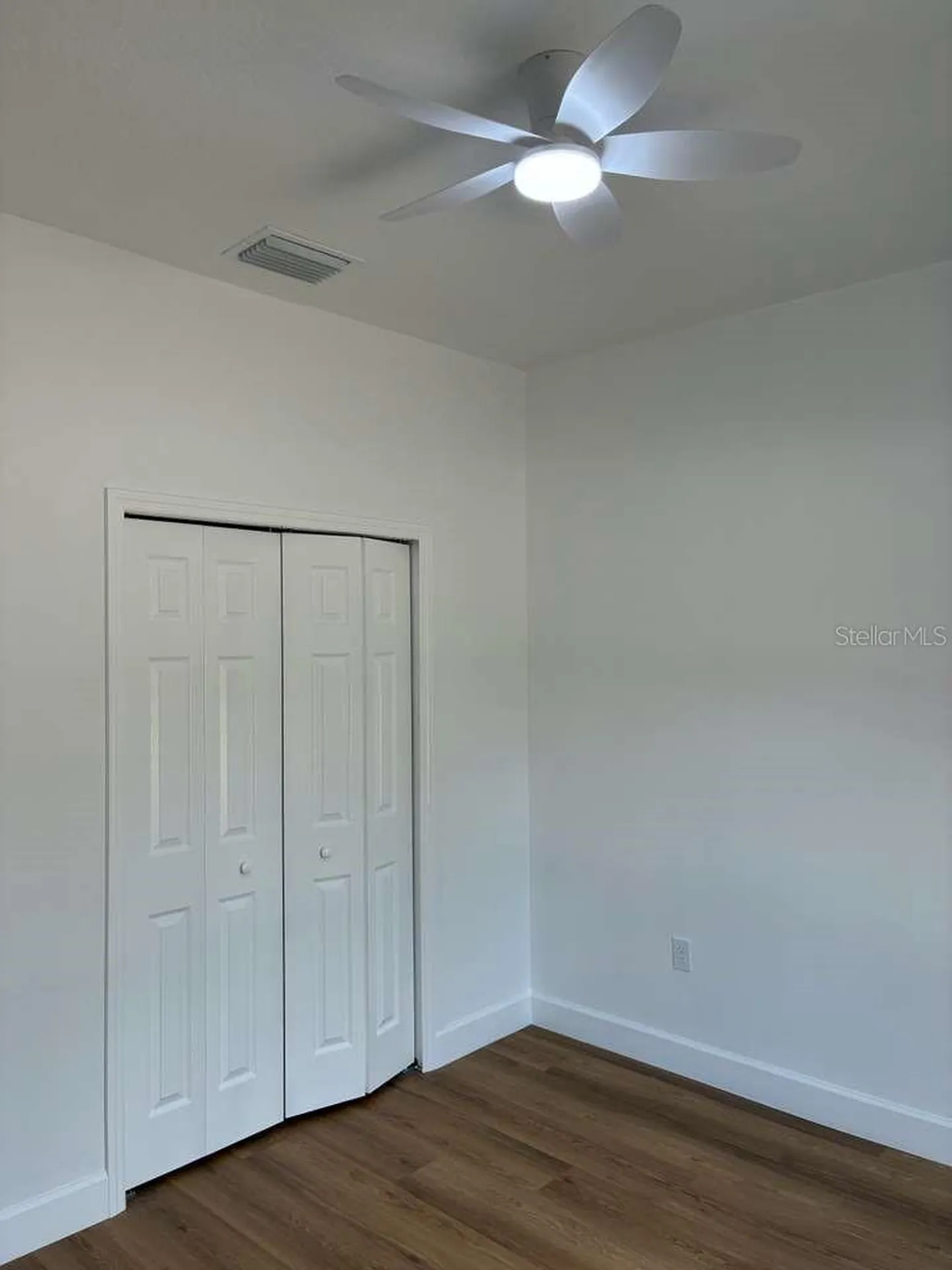 30 Fisher Trace Run Ocklawaha FL 32179