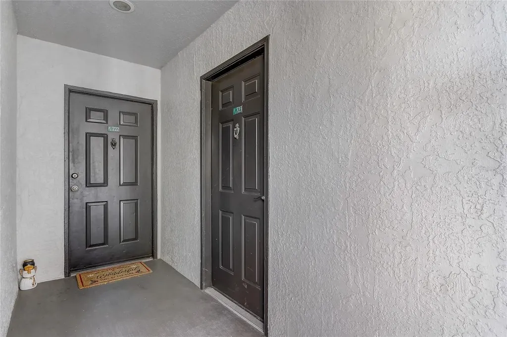 13941 Fairway Island Drive Orlando FL 32837