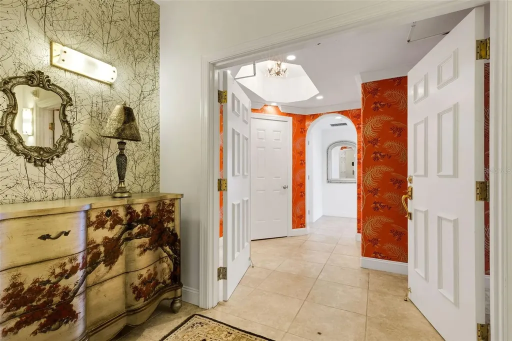 505 S Orange Avenue Sarasota FL 34236