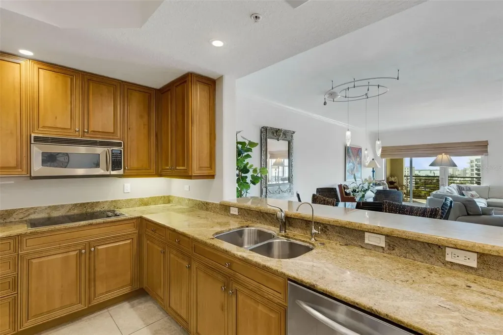 505 S Orange Avenue Sarasota FL 34236