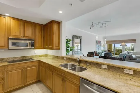 505 S Orange Avenue Sarasota FL 34236