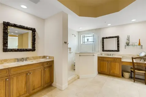 505 S Orange Avenue Sarasota FL 34236