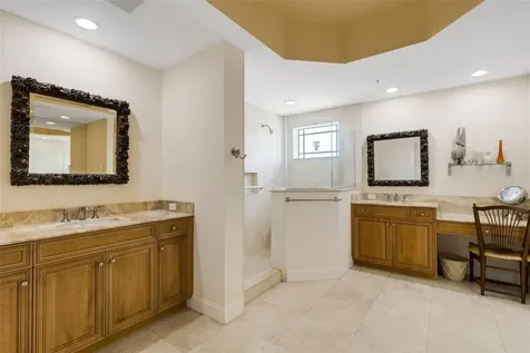 505 S Orange Avenue Sarasota FL 34236