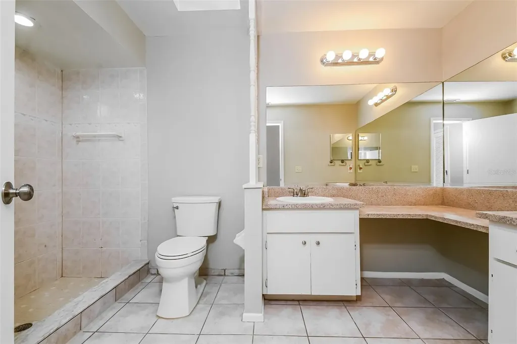 8419 Brandeis Circle E Sarasota FL 34243