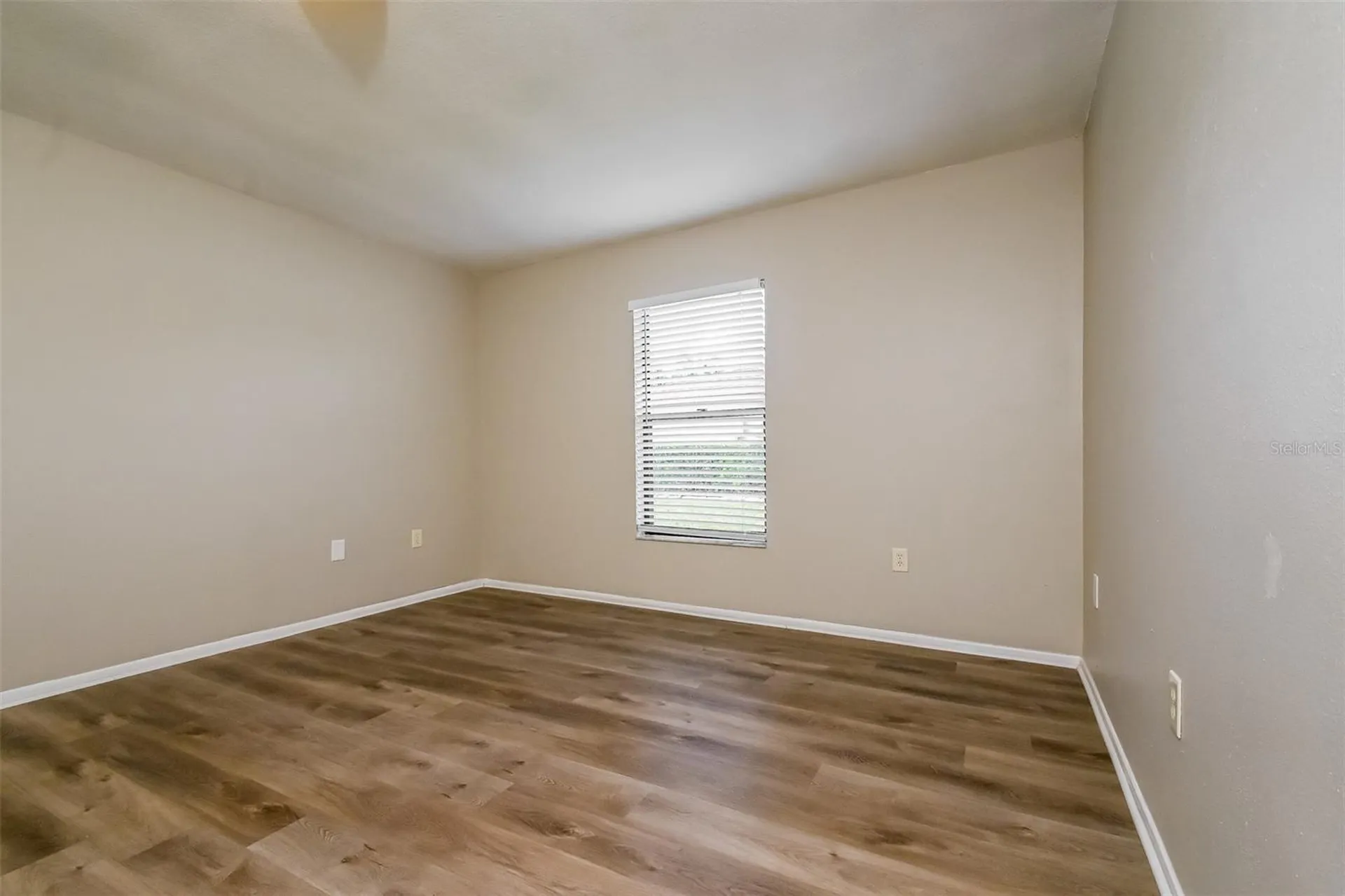 8419 Brandeis Circle E Sarasota FL 34243