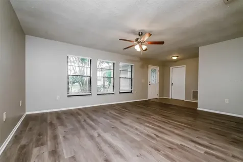 8419 Brandeis Circle E Sarasota FL 34243