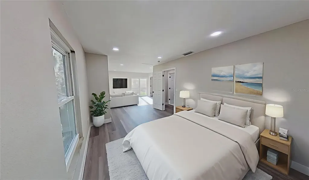 5667 Creekwood Drive Sarasota FL 34233