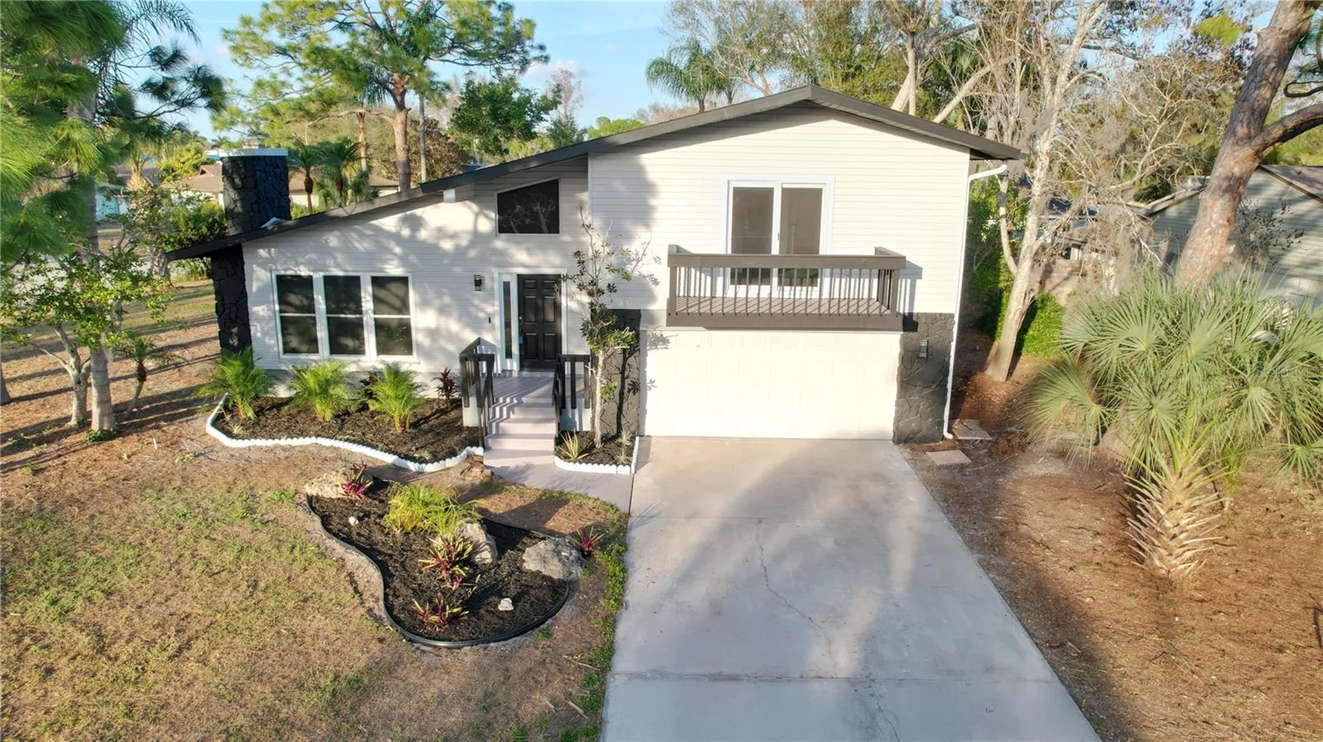5667 Creekwood Drive Sarasota FL 34233
