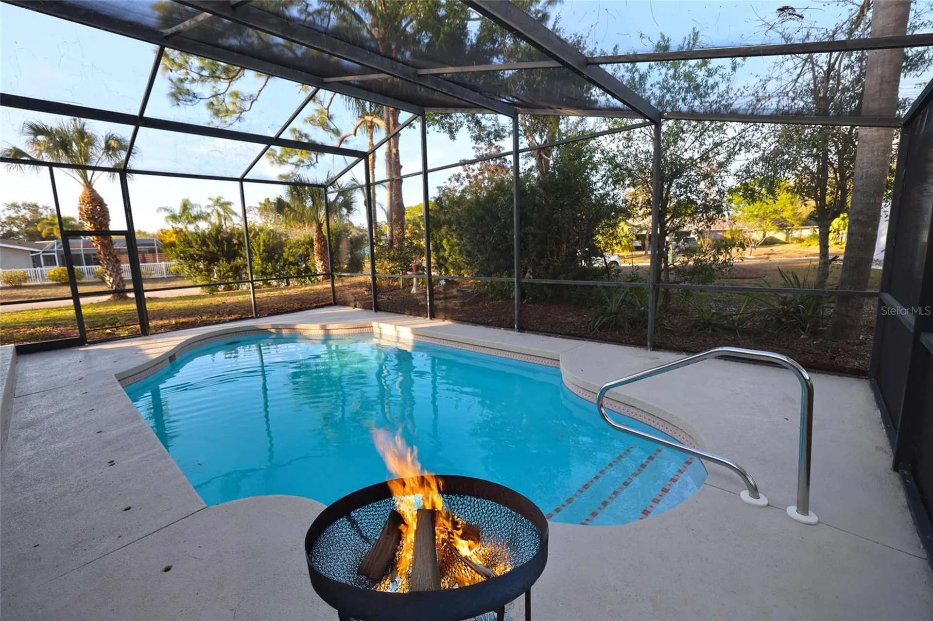 5667 Creekwood Drive Sarasota FL 34233