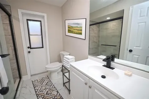 5667 Creekwood Drive Sarasota FL 34233