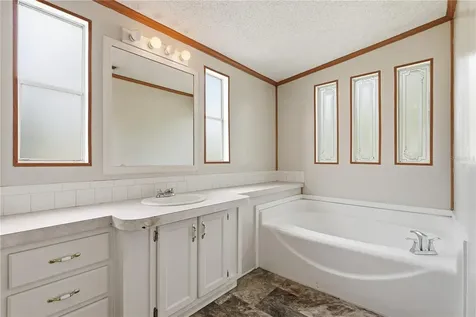 6903 SW County Road 225 Starke FL 32091