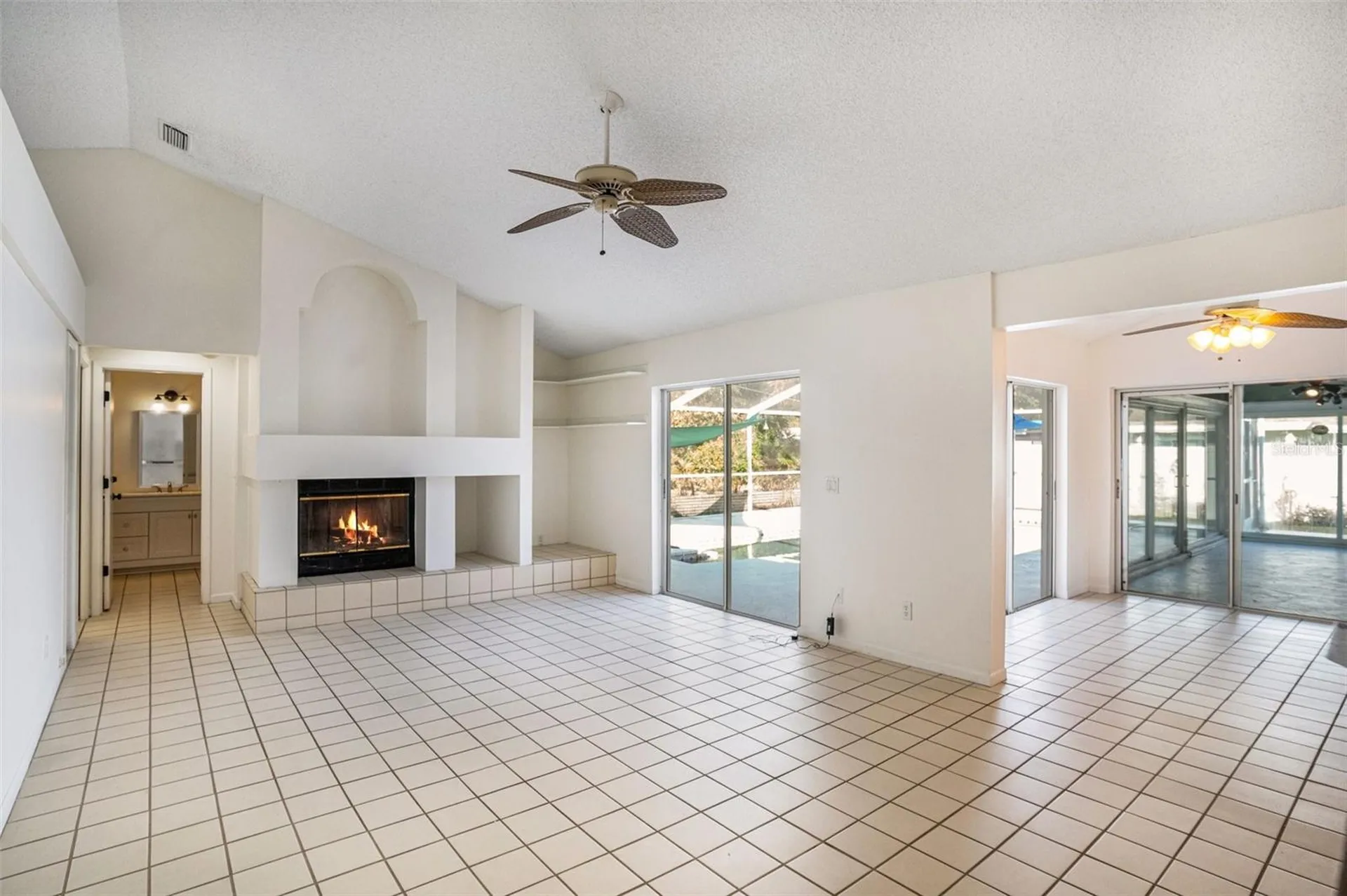 914 Stratford Manor Drive Brandon FL 33510