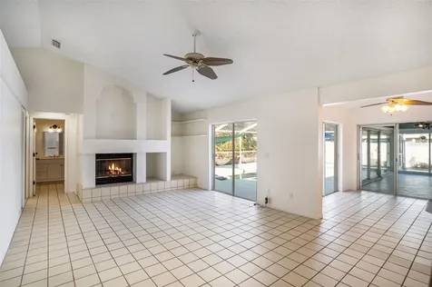 914 Stratford Manor Drive Brandon FL 33510