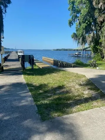 000 Mount Royal Avenue Crescent City FL 32112