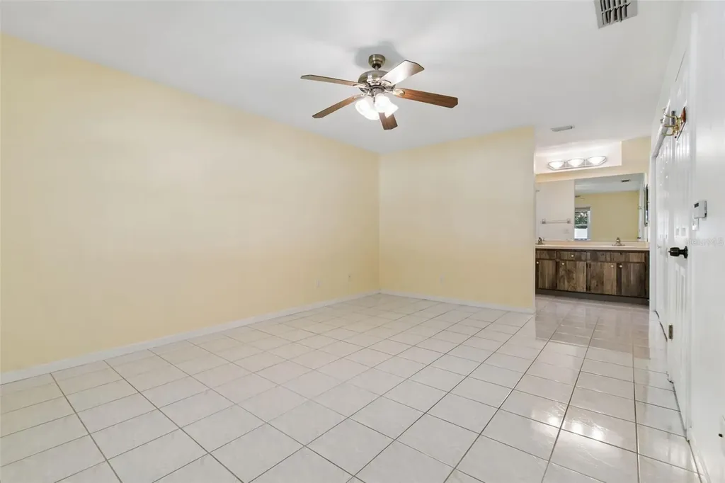 2505 Linden Tree Street Seffner FL 33584