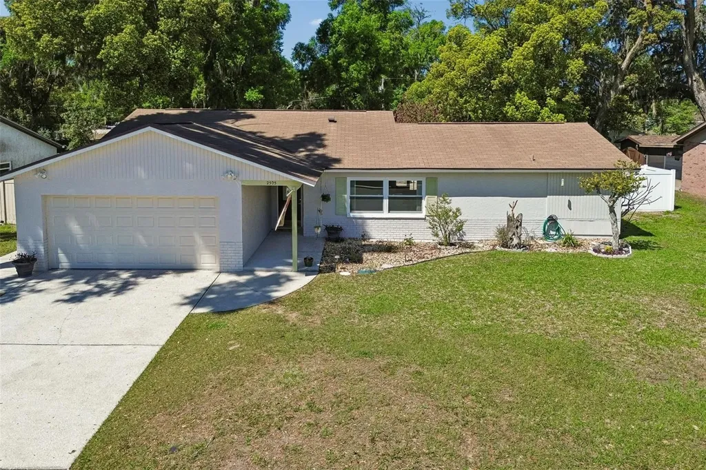 2505 Linden Tree Street Seffner FL 33584