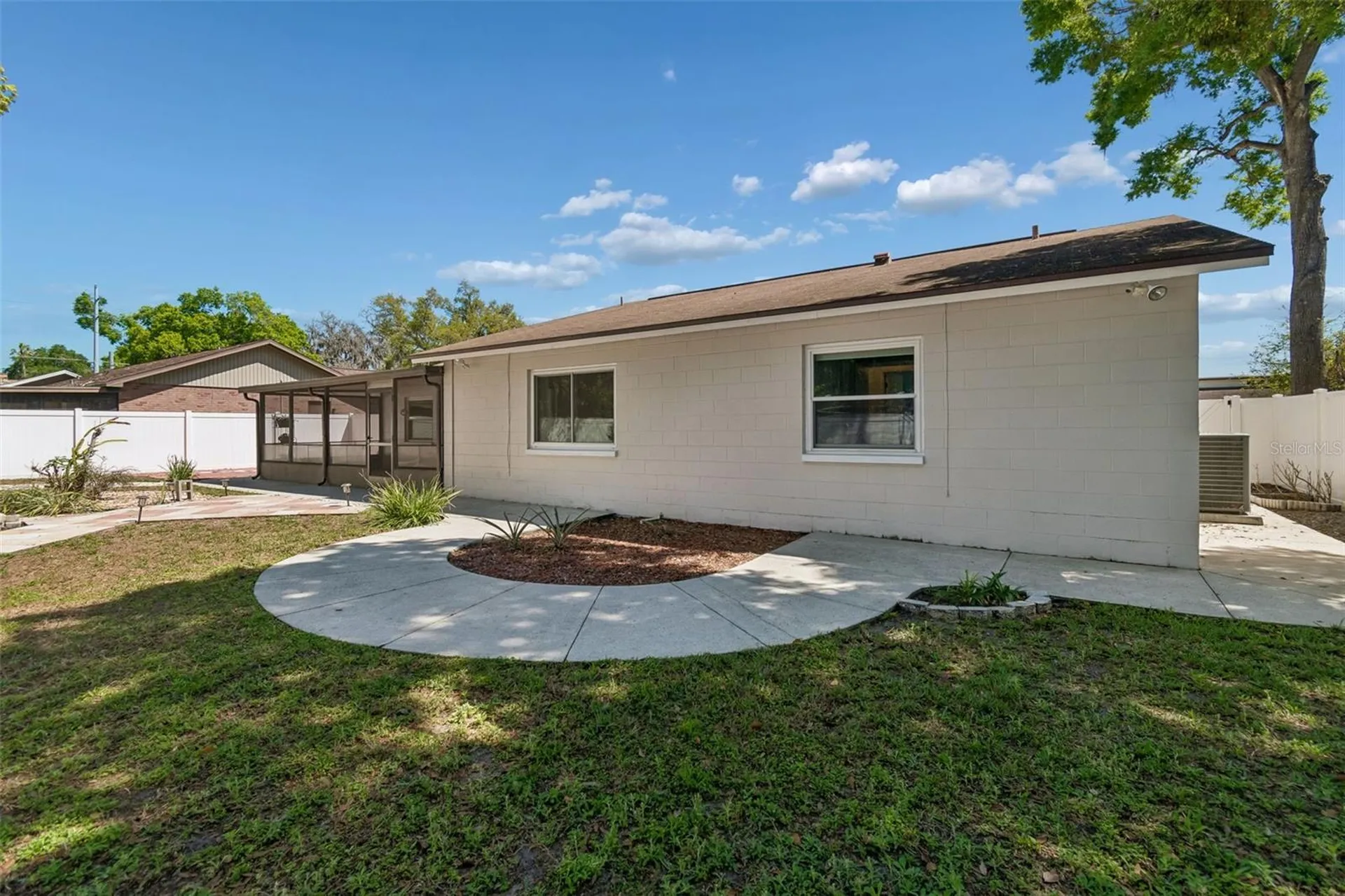 2505 Linden Tree Street Seffner FL 33584
