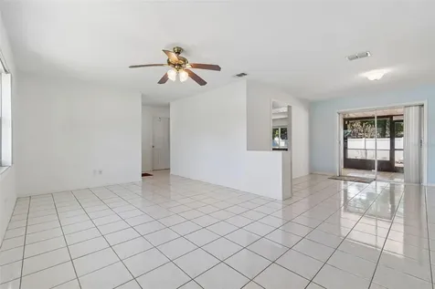 2505 Linden Tree Street Seffner FL 33584