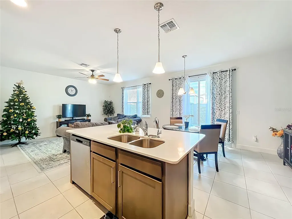 1371 Captiva Cove Sanford FL 32771