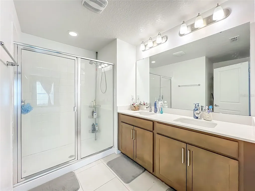 1371 Captiva Cove Sanford FL 32771