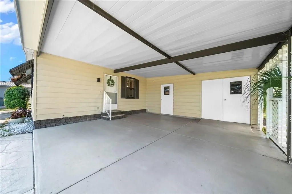 1840 W Schwartz Boulevard The Villages FL 32159