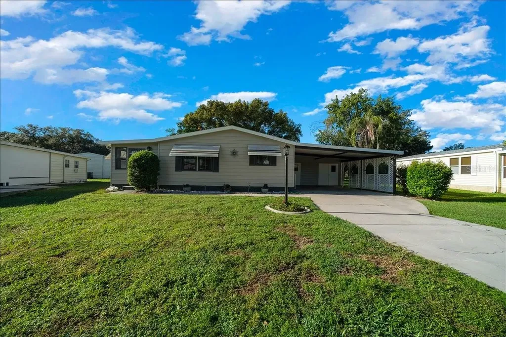1840 W Schwartz Boulevard The Villages FL 32159