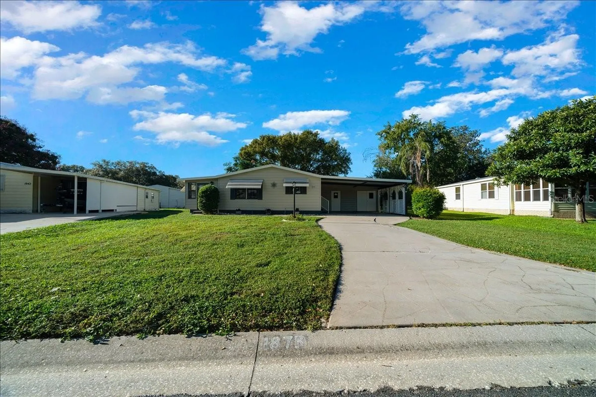 1840 W Schwartz Boulevard The Villages FL 32159