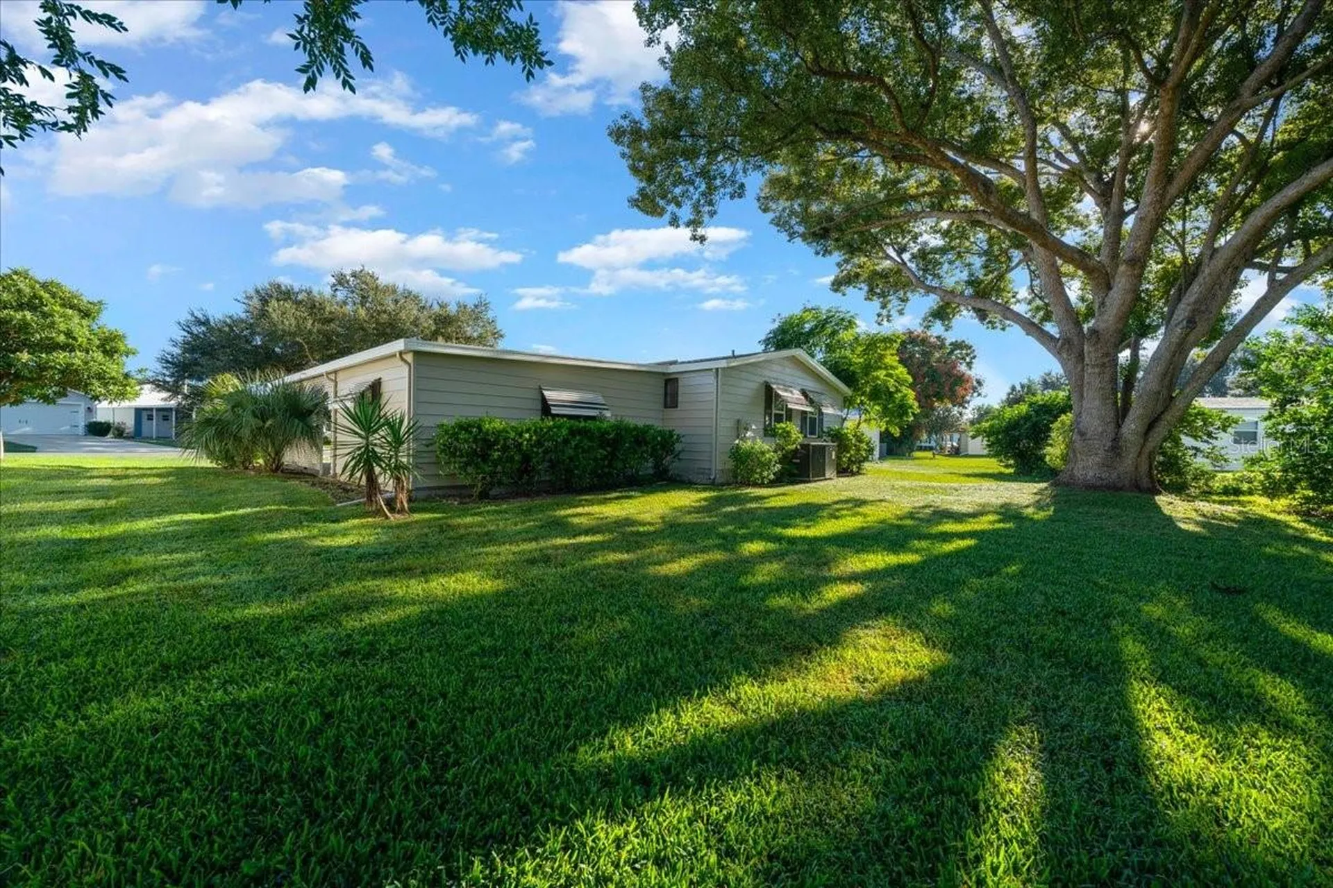 1840 W Schwartz Boulevard The Villages FL 32159
