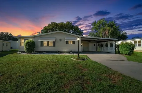 1840 W Schwartz Boulevard The Villages FL 32159