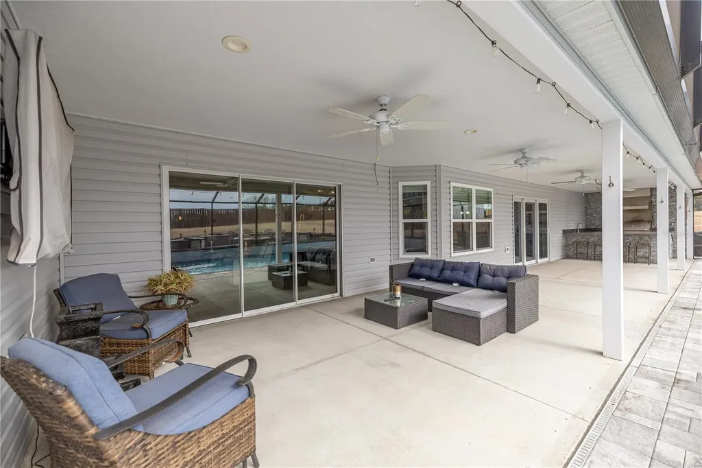 11041 White Terrace Oxford FL 34484