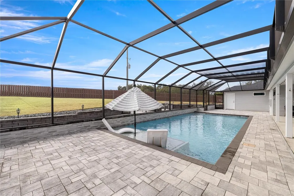 11041 White Terrace Oxford FL 34484