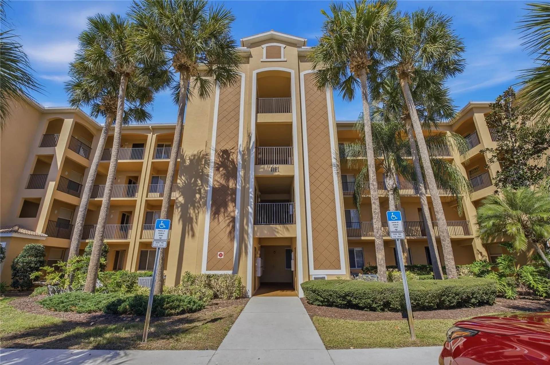 8105 Grand Estuary Trail Bradenton FL 34212