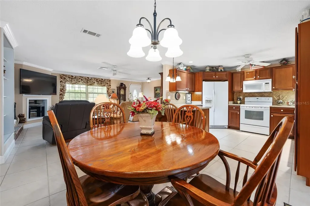 98 Mockingbird Lane Eustis FL 32726