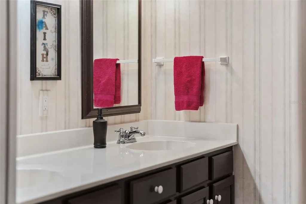 98 Mockingbird Lane Eustis FL 32726