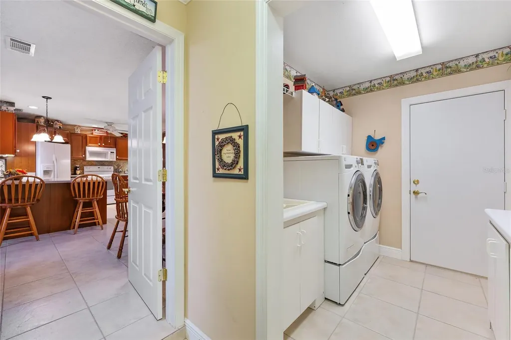 98 Mockingbird Lane Eustis FL 32726