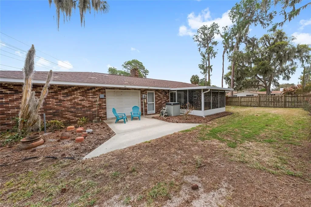 98 Mockingbird Lane Eustis FL 32726