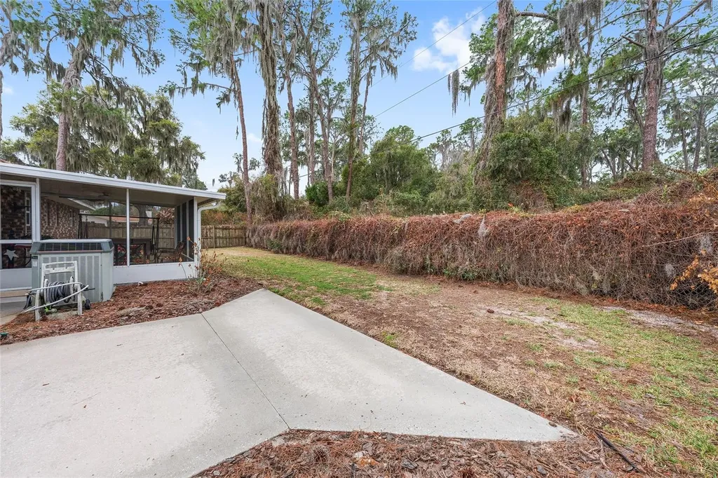 98 Mockingbird Lane Eustis FL 32726