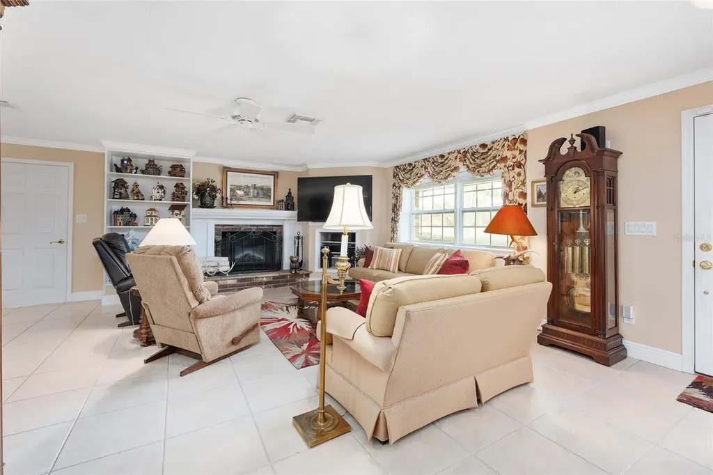 98 Mockingbird Lane Eustis FL 32726
