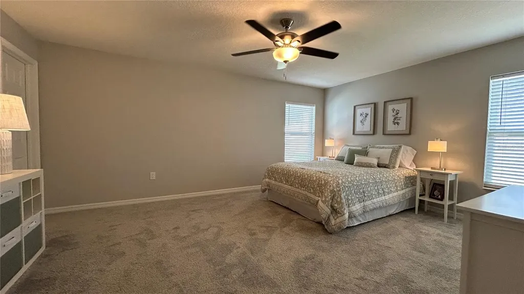 9475 Oakleaf Hammock Place Seffner FL 33584