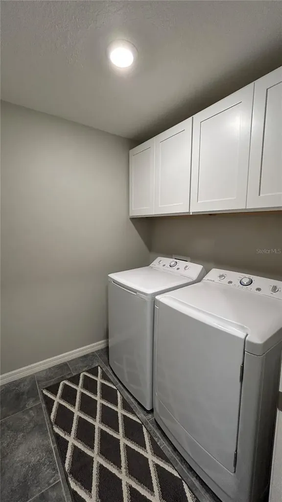 9475 Oakleaf Hammock Place Seffner FL 33584