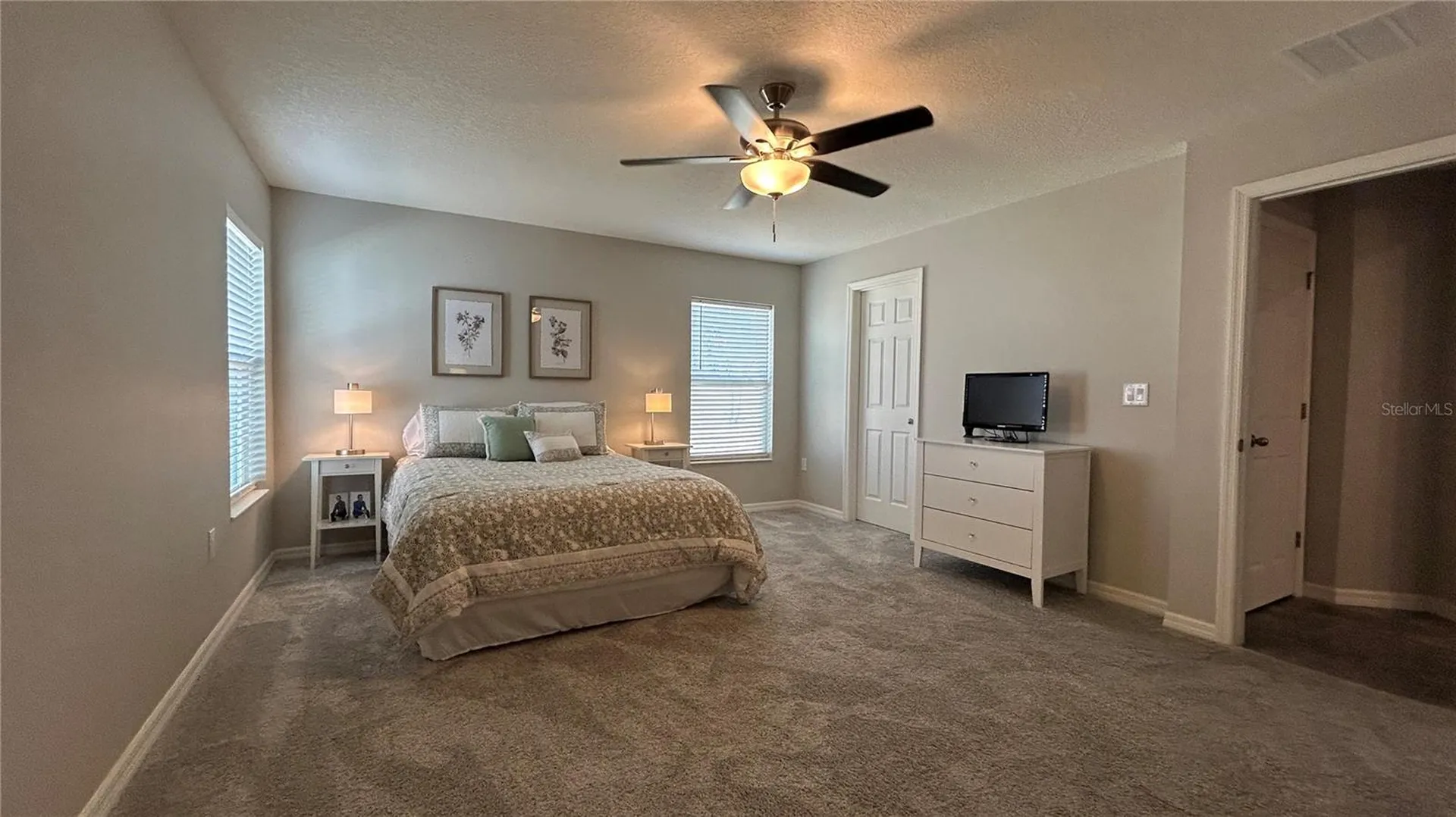 9475 Oakleaf Hammock Place Seffner FL 33584