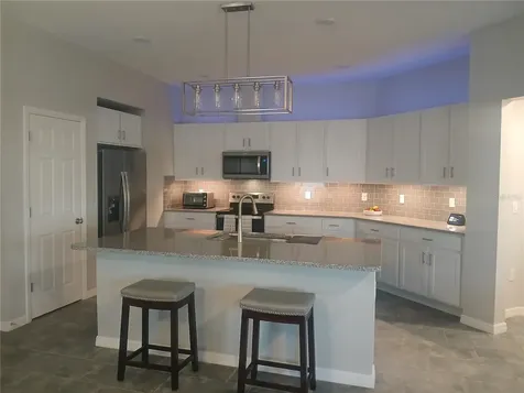 9475 Oakleaf Hammock Place Seffner FL 33584