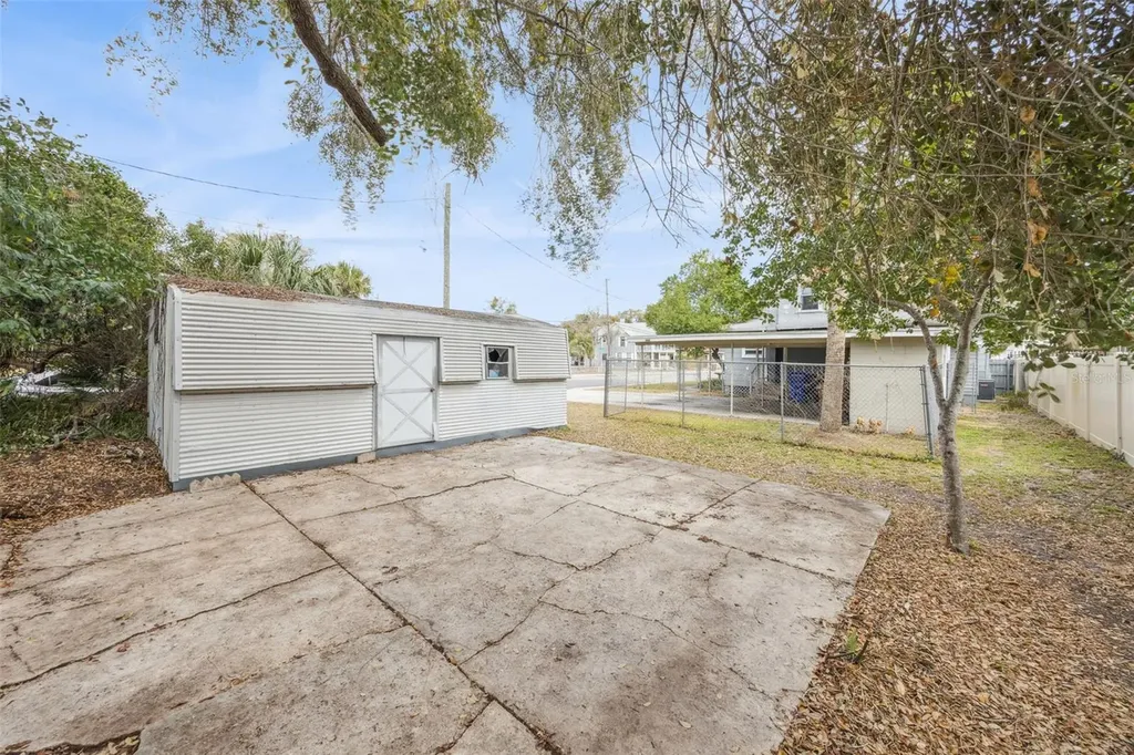 116-118 N Beaumont Avenue Kissimmee FL 34741