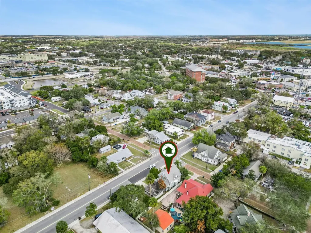 116-118 N Beaumont Avenue Kissimmee FL 34741