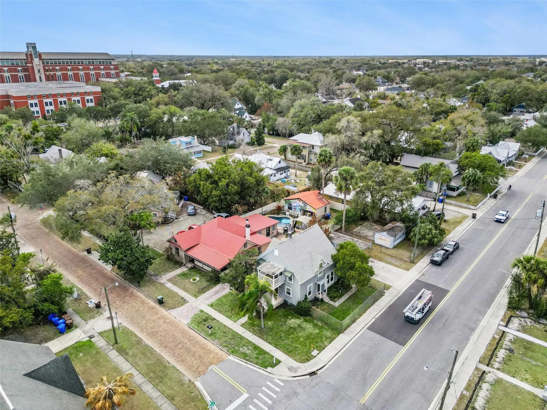 116-118 N Beaumont Avenue Kissimmee FL 34741