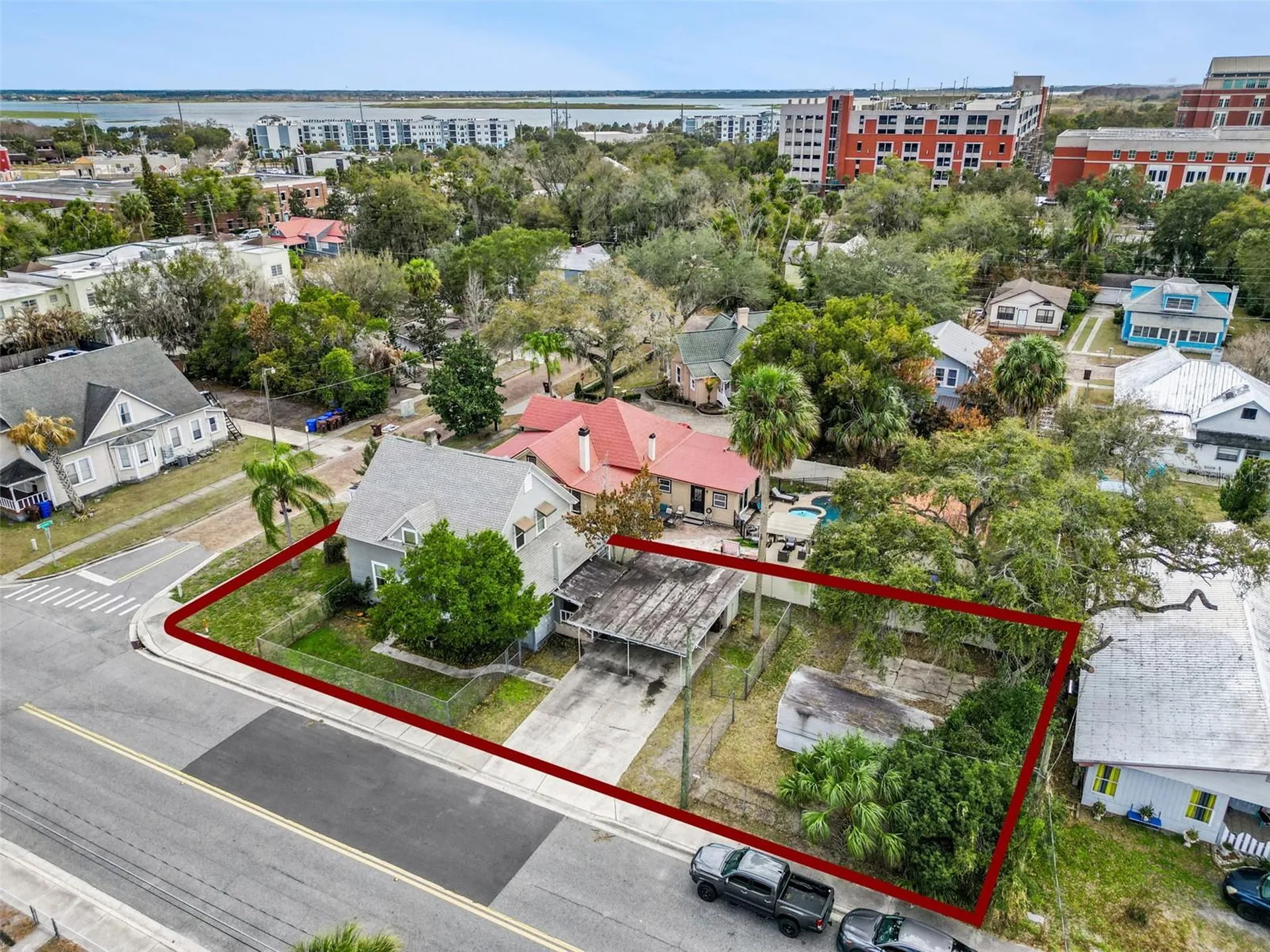 116-118 N Beaumont Avenue Kissimmee FL 34741
