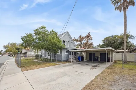 116-118 N Beaumont Avenue Kissimmee FL 34741