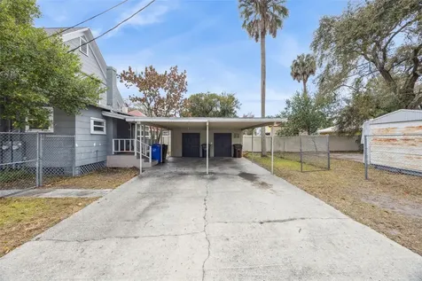 116-118 N Beaumont Avenue Kissimmee FL 34741